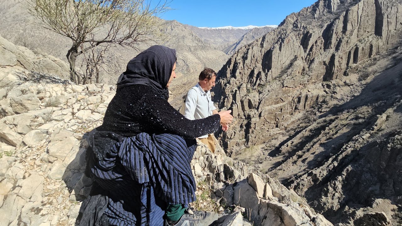 Опасное восхождение ради спасения жизни! Захватывающая дух операция кочевников в диких горных обрыв