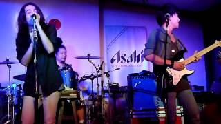 Singular 24.7 Live @ The View 22062012