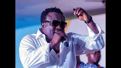Legendary Fuji Music Artiste Saheed Osupa Thrill Fans In Lagos At A free Concert For Christmas