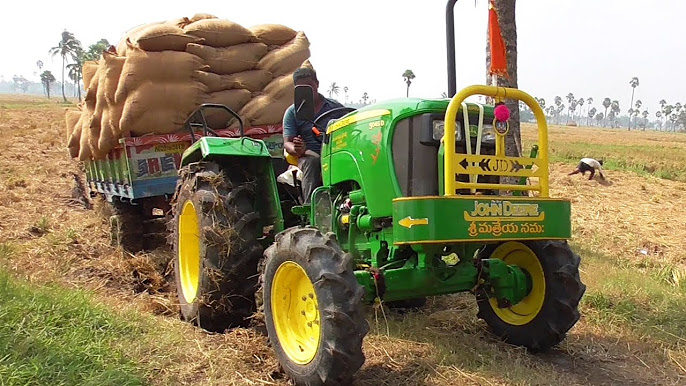 Yalangoch qizlar bir hushyor-up stantsiyasi video