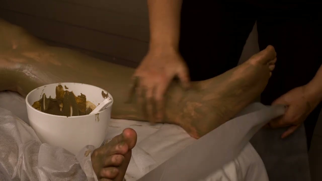 ASMR Pamper Yourself with a Re-mineralizing Marine Mud Body Wrap