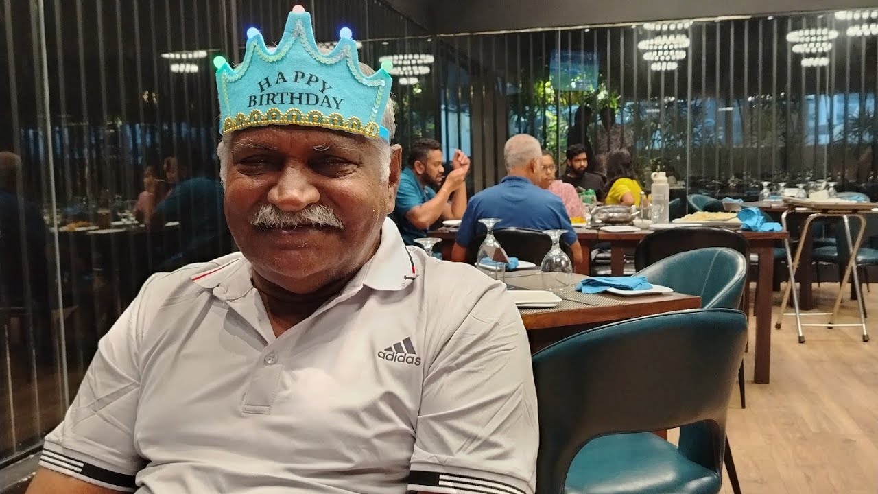 Бог тебя благословит, с днем ​​рождения, папа!