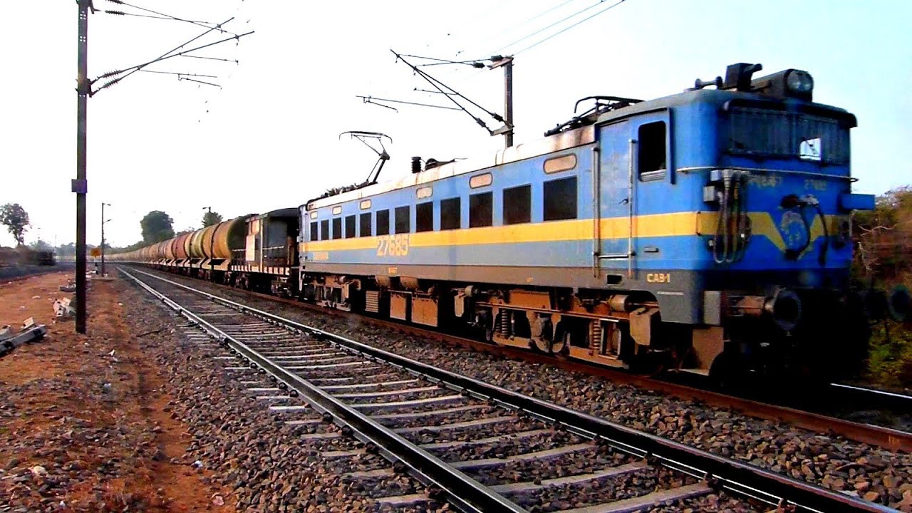 LDH WAG7 HAULING BTPN PETROLEUM TANKERS CAUTIOUSLY DESCENDS THE BHADBHADA GHATS