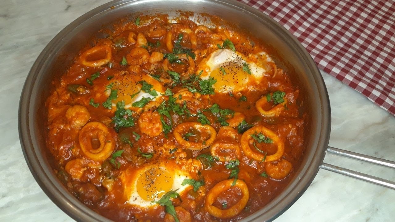 عجة تونسية بغلال البحر Ojja Aux Fruits de mer YouTube