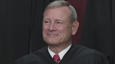 Roberts asked to testify on court ethics amid Thomas reports