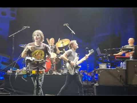 My Chemical Romance kick off N.A. tour and play 2 surprise songs live in Oklahoma!