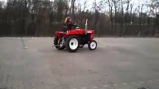 YTO traktor DFH 180....erste probefahrt....langsam