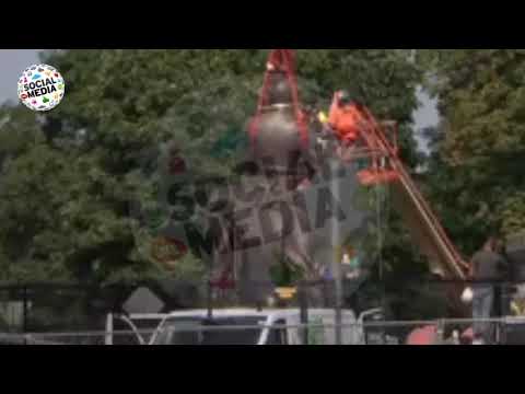 Un Symbole Majeur Du Passéesclavagiste رمز رئيسي للماضيحامل العبيد للولايات المتحدة