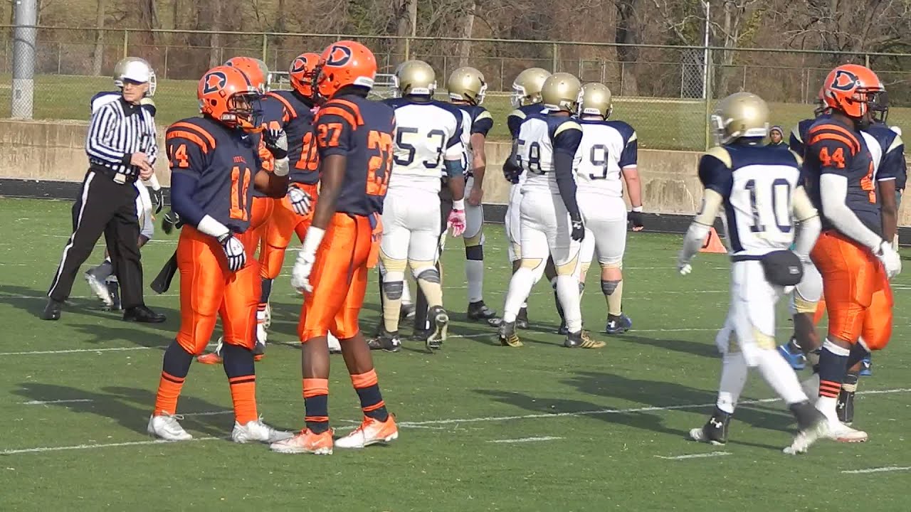 Douglass tackles Lindsay CambridgeSD/Douglass football 1A state