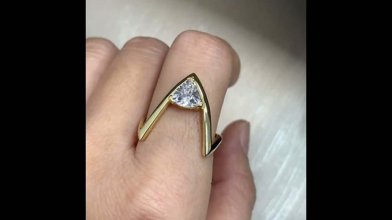 1.5ctw Trillion Cut White Sapphire Solitaire Chevron Ring