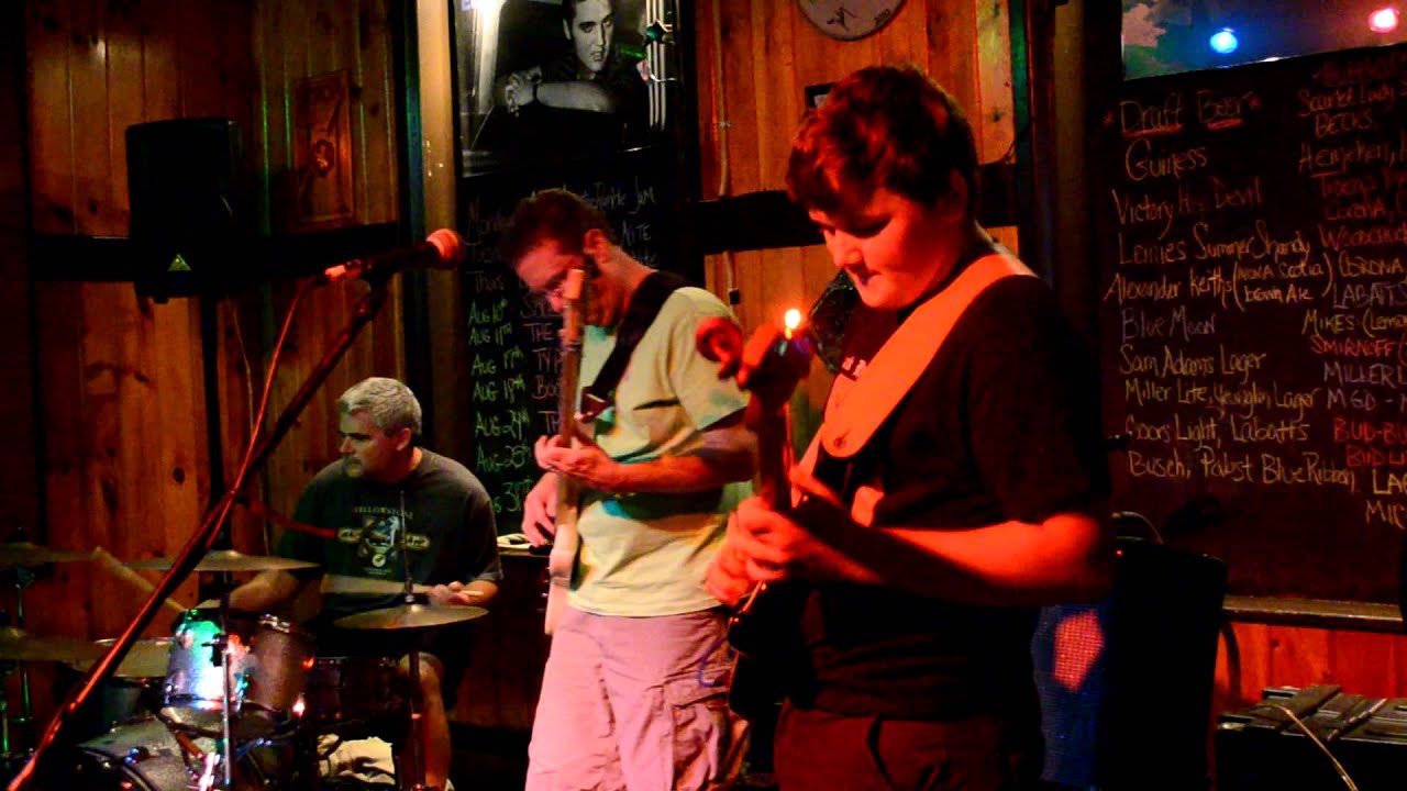 Kelchner Brothers playing at Leather Corner Post YouTube