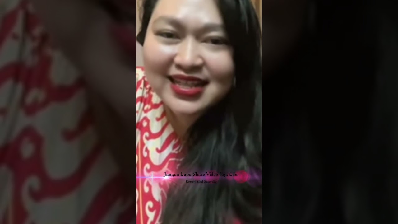 🔴Tango Live Hot ⁉️Beautiful Girl Wearing a Thin House Dress with Smooth Thighs Spilled ⁉️