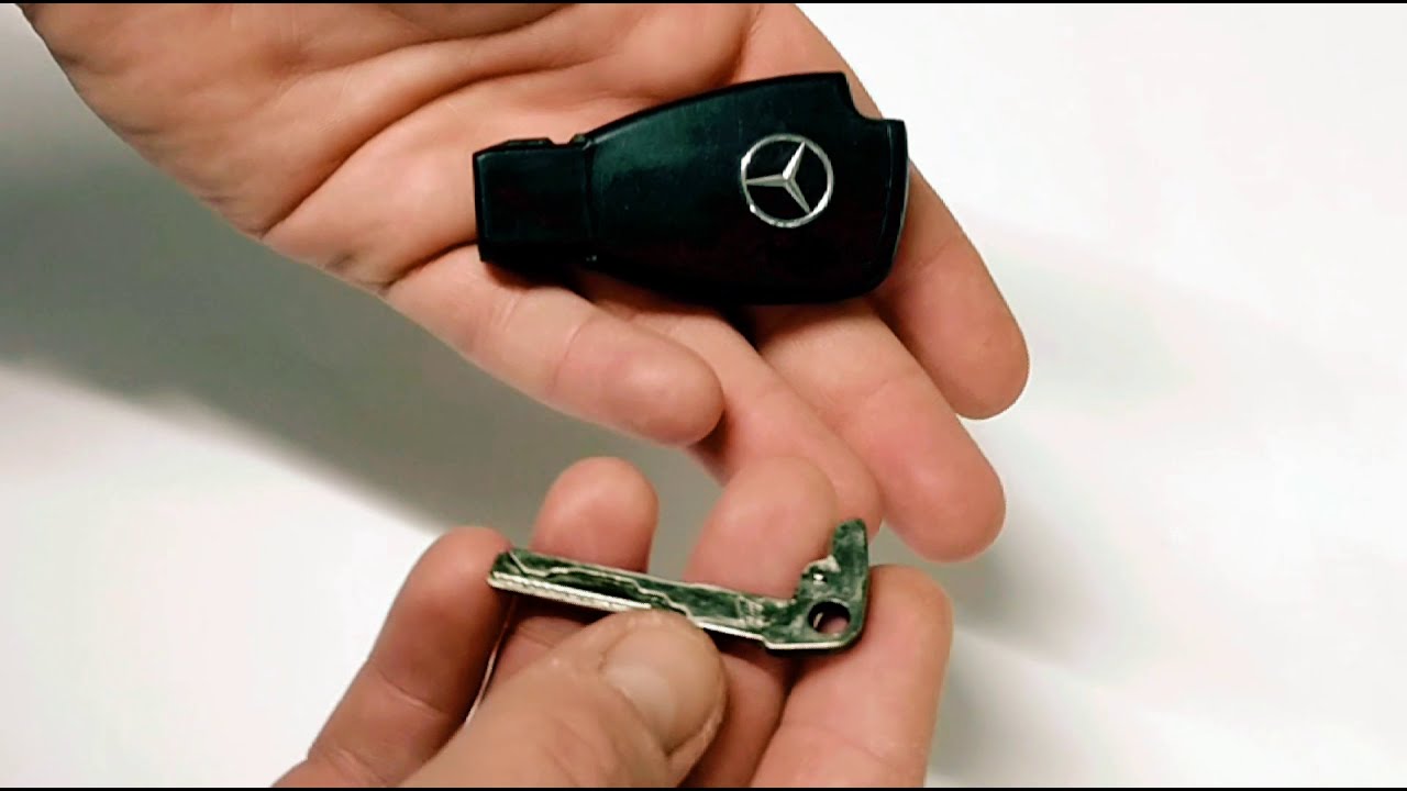 Remplacer la pile de la clé/Kako zamijeniti bateriju kljuca/key battery