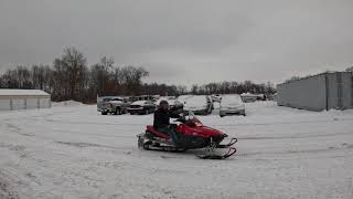 Yamaha Rage, Baujahr 2004 – ein hervorragend laufender Motorschlitten! Erhältlich bei Rawhide eBa...