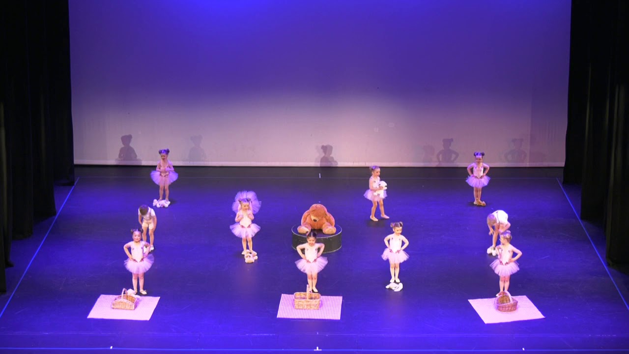 "TEDDY BEARS' PICNIC" Regent Tiny Tots 2019 Song