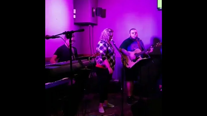 Hunter Lucas Performs with Tony Lindsey, Craig Ber...