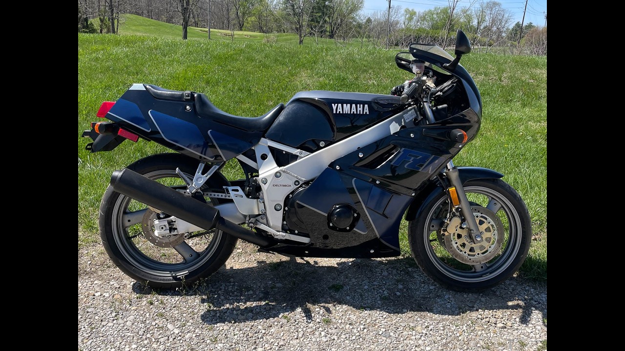 1990 Yamaha FZR400 EXUP – Iconic Motorbike Auctions