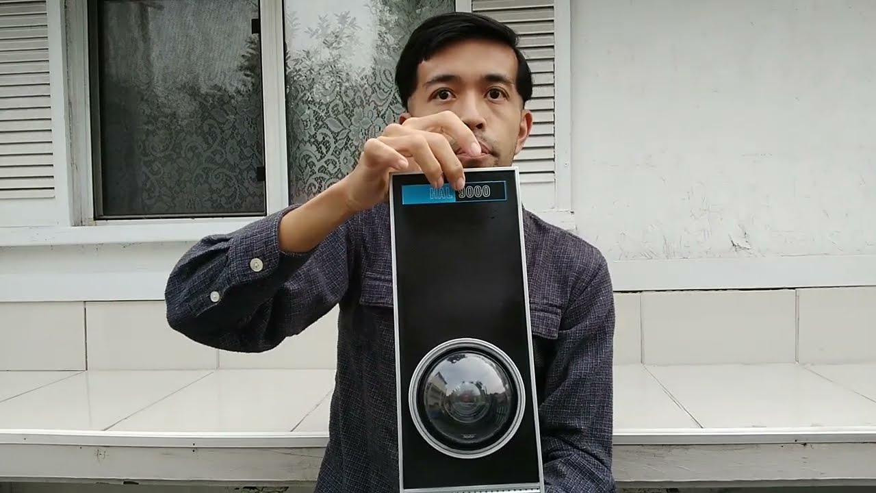 Moebius 2001: A Space Odyssey Hal 9000 Prop Complete Review