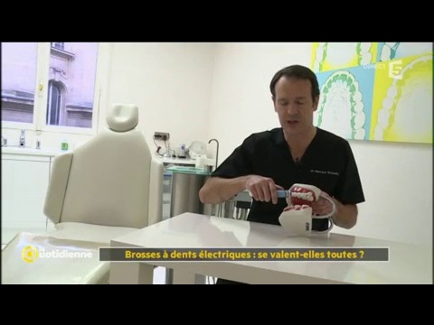 Vidéo: Existait-il des brosses à dents électriques en 1980 ?