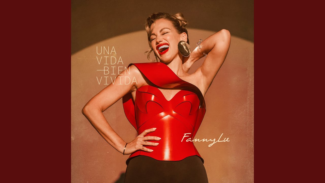 在 YouTube 上观看 Señor Bendito 在 YouTube 上观看 Señor Bendito