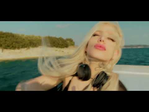 Melodic techno & progressive house 4k - Dj Yağmur Güven Mix Set