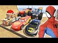 HOMEM ARANHA, HULK, MCQUEEN! CARROS E CAMINHÕES NA RAMPA COM SPIDERMAN - IR GAMES