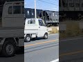 パレオ君の先行、三岐カラ−の「303」号機、上り石灰岩貨物列車デス!