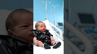 Humse 25 Saal Intezar Nahi Hoga