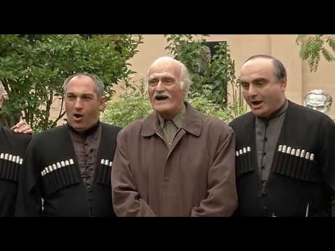 კახი კავსაძე ბივი ბერიკაშვილის ბიუსტის გახსნაზე