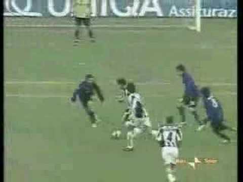 Serie A: Goal per l'Udinese di Andrea Dossena. 23-12-07 Udinese-Empoli 2-2. Goal del 1-0. (Fonte: www.forzaudinese.it)