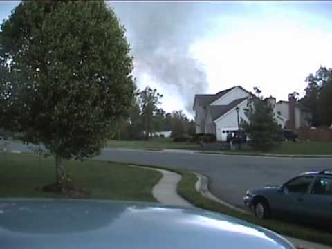 Video La Plata, Maryland Tornado (ORIGINAL) - youtube