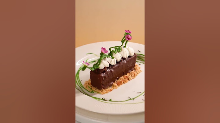 "Turning chocolate and caramel into edible art—because desserts deserve a little drama! 🍫🔥🍯" #diy