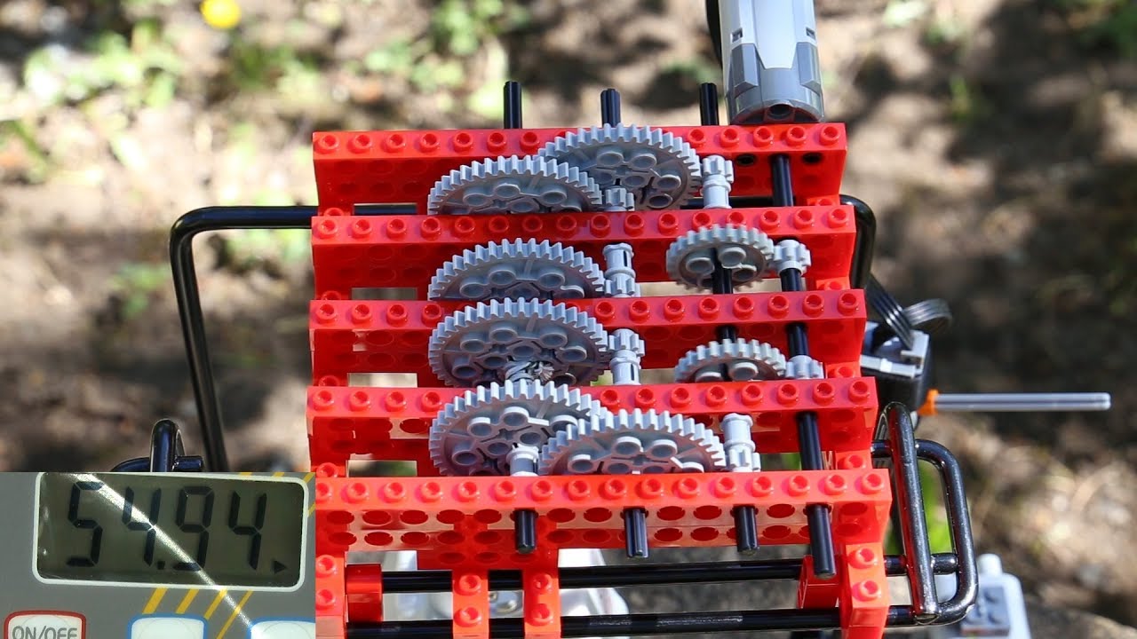 Testing Lego gear systems for hoisting