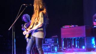 Alanis Morissette &#39;Receive&#39; [HD] live 2012 Frankfurt