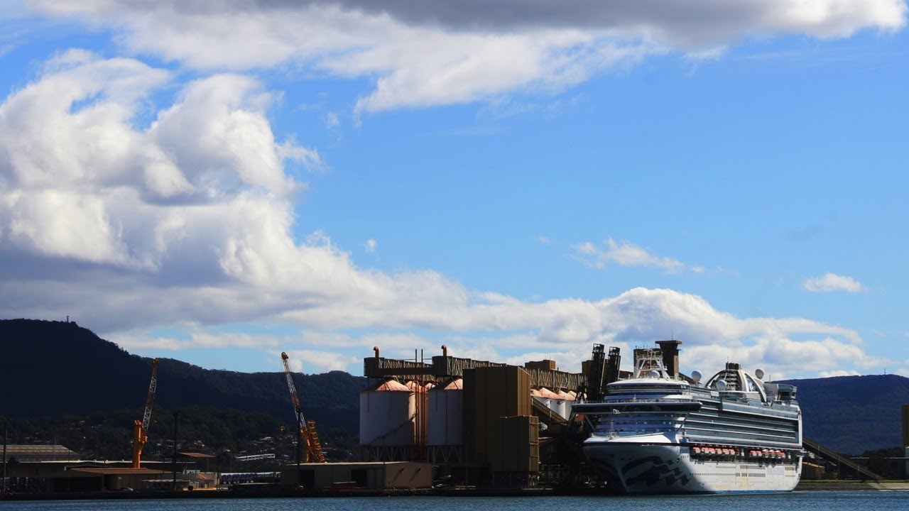 Ruby Princess 'on schedule' to depart Port Kembla