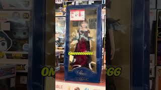 Shopping second hand eco town Honolulu Hawaii August 2024