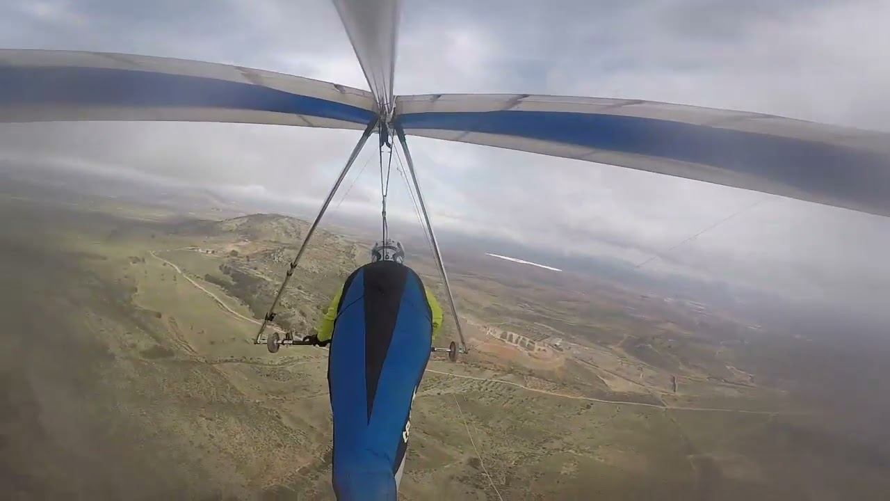 se hace camino al aterrizar