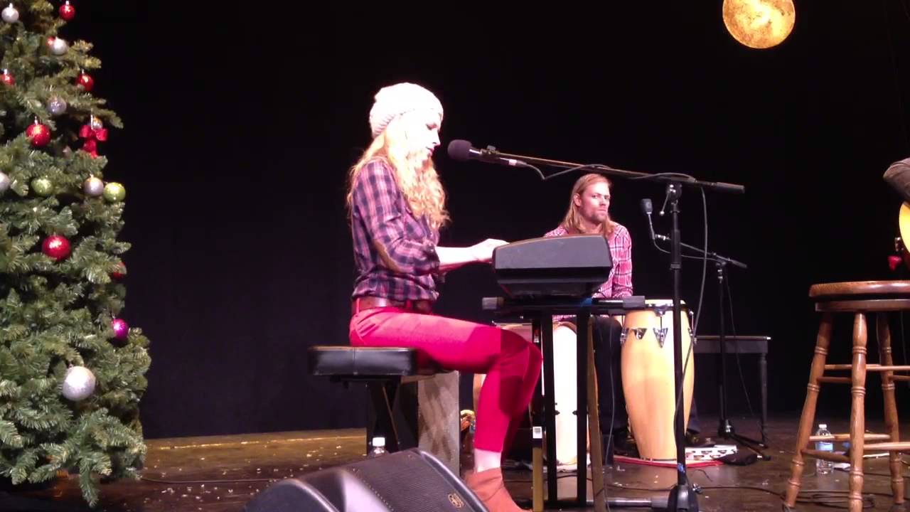 Brooke White - Let It Be Brooke White - Let It Be