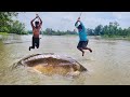 Best Bamboo Fishing Trap In Village Amazing Boy Catching Catfish From Big River In Flood Water