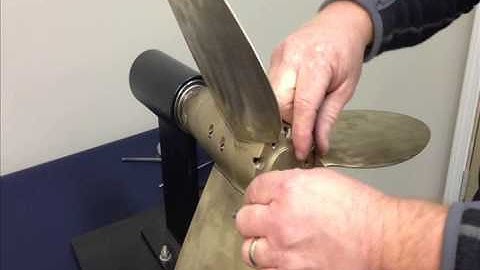 Max-Prop: How to disassemble a three blade Max-Prop.
