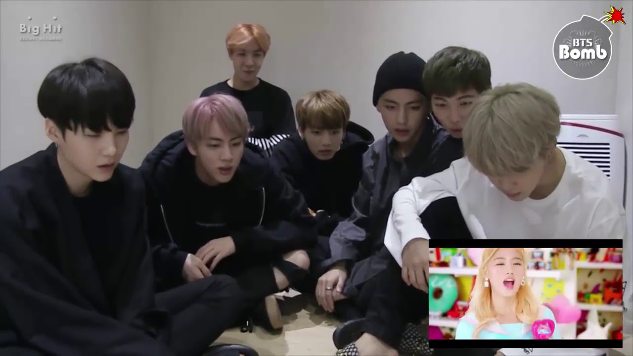 BTS reaction MV TWICE cheer up - YouTube