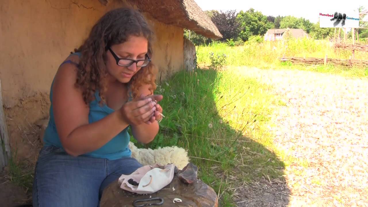 Zo ging dat vroeger: Vuur maken met vuurslag (4)