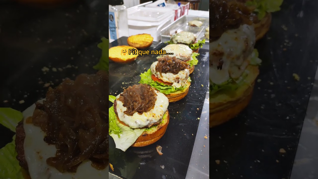 Montagem do Mais Suculento e Saboroso Varanda´s #artesanal #fastfood #lanche #delivery #sabor