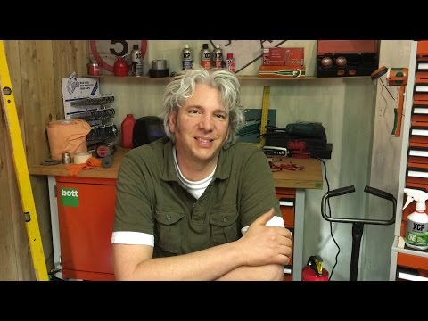Edd China on Mike Brewer