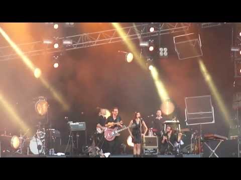 olivia-ruiz---la-femme-chocolat-(live-@-musilac)