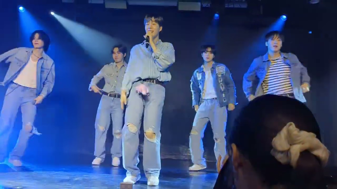 2024.4 DIGNITY「HYPE BOY」