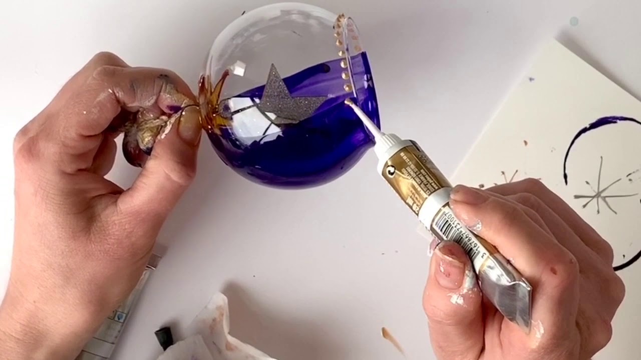 Pebeo ‘Festive Fun’ star bauble with Vitrail