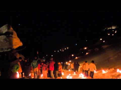 2014年1月1日万座温泉薬師堂初詣のようす