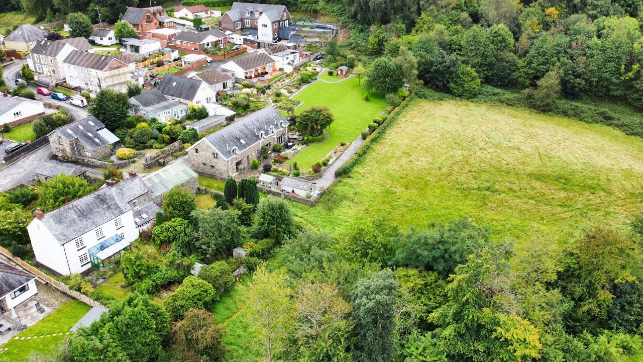 Abergwrelych House, Glan Gwrelych, Glynneath, SA11 5LN YouTube