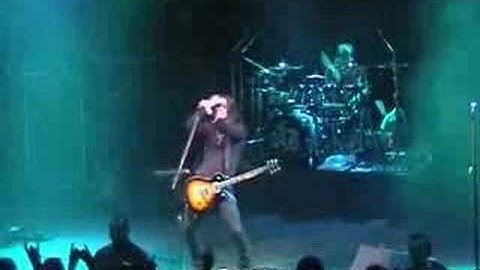Alter Bridge - Live 2008-01-26 - Buried Alive